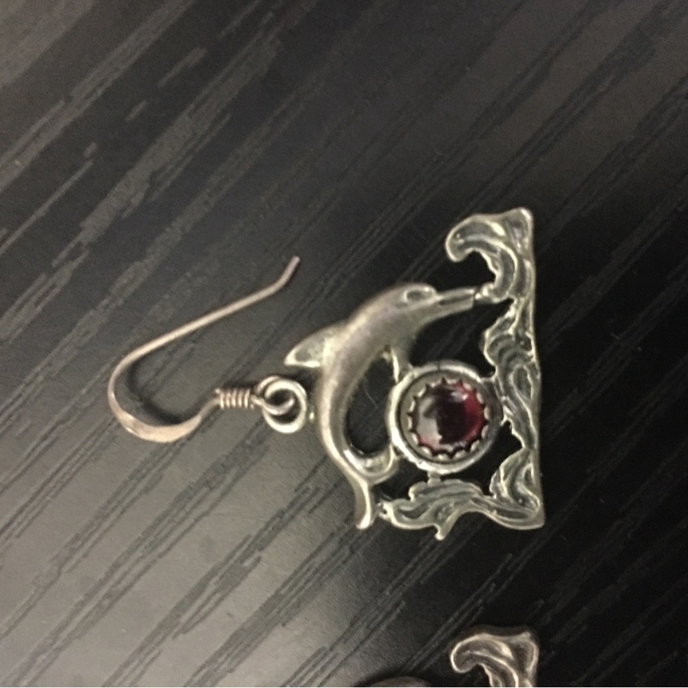 Vintage Sterling silver dolphin earrings - Picture 5 of 6